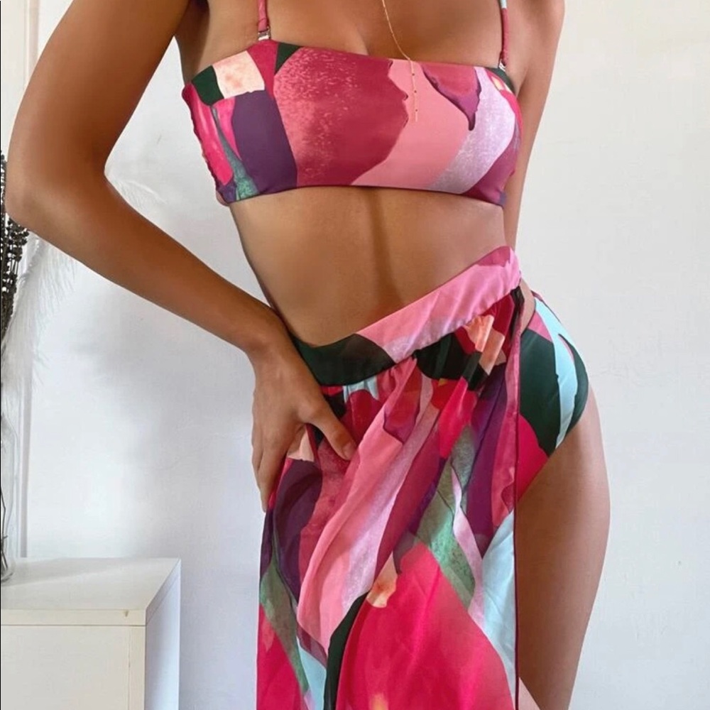 Distorted floral 3 pc wrap skirt bikini swim suit - Picture 3 of 5